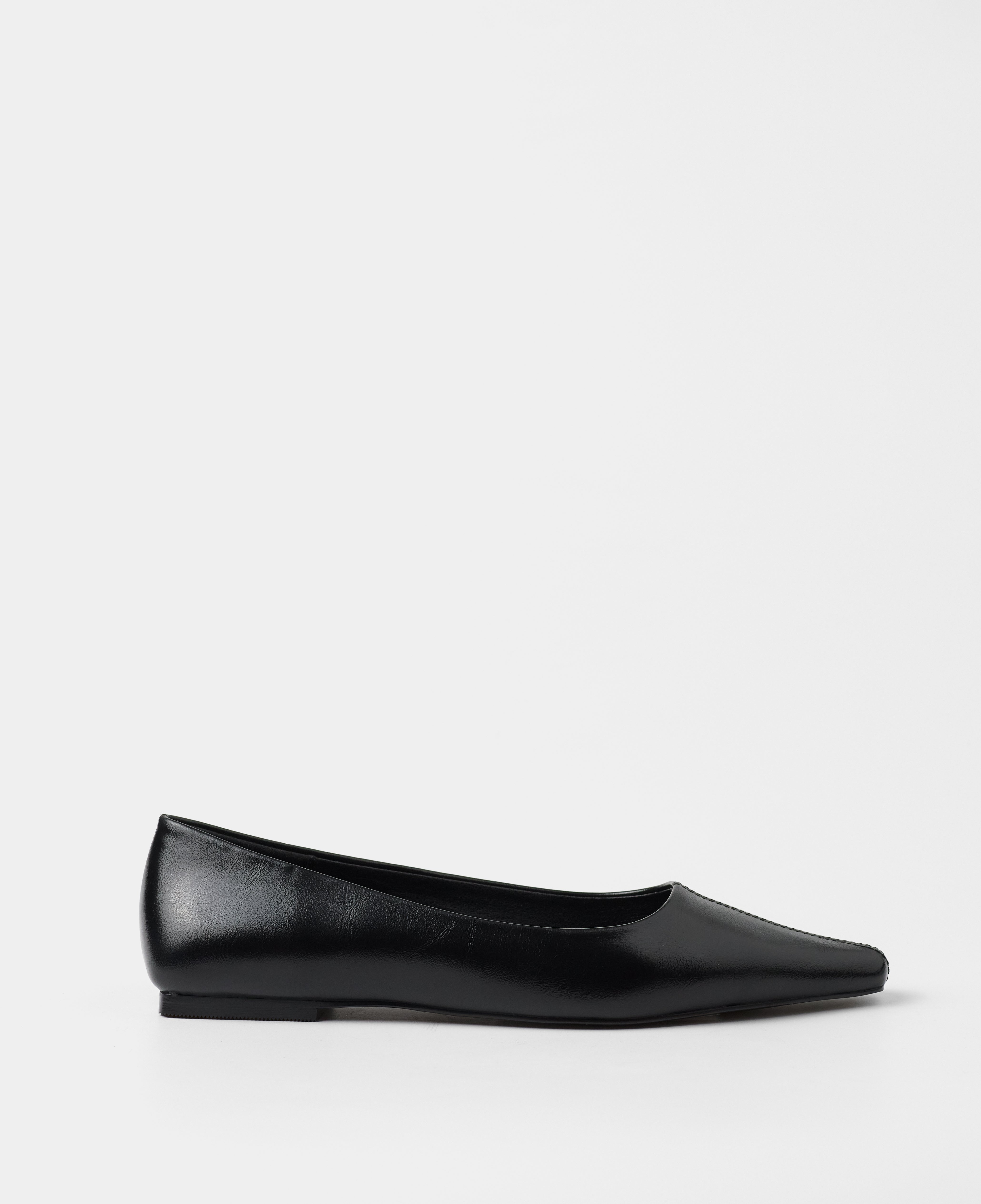 MIM Zapato Plano MUCA NEGRO