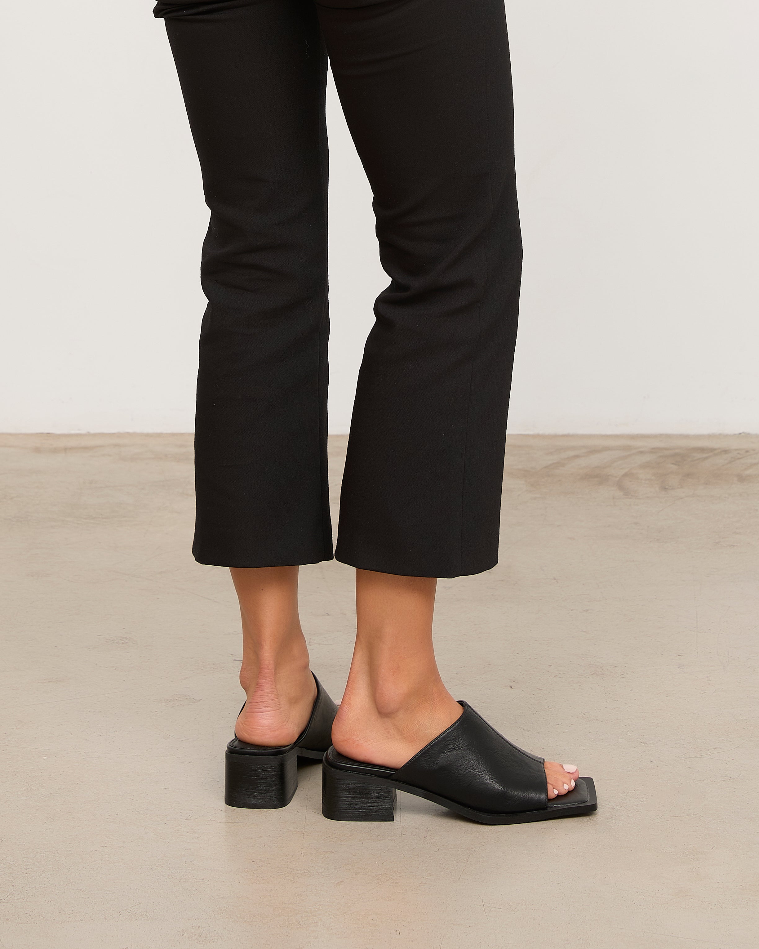 MIM Zueco Muna Negro